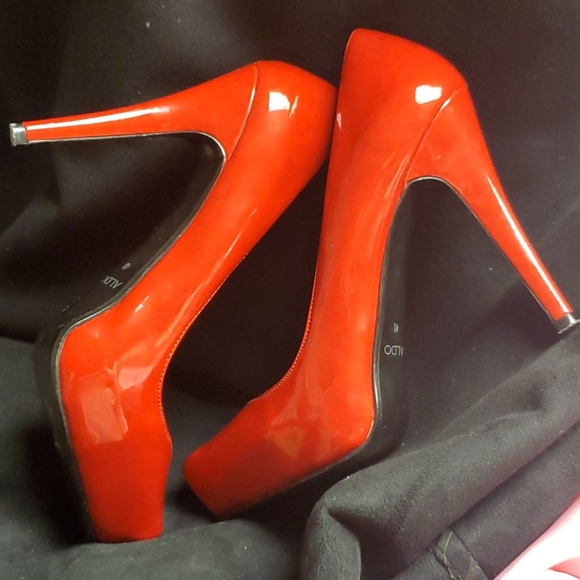 SQUARE TOE ALDO RED PATENT PU PUMPS 9 - Picture 5 of 9